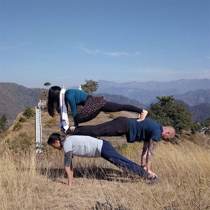 200 Hour Yoga Teacher Training in Rishikesh (Acro Yoga) 